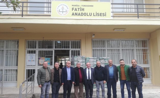 Fatih Anadolu Lisesi Müdürü Ziya Çiçek Görevine Döndü Manisa Fatih Anadolu Lisesi’nde 5 yıl müdür olarak görev yaptıktan
