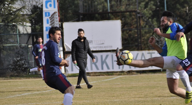 Şuhut Belediye Hisarspor Afyonkarahisar Süper Amatör Ligi 2. Devresine 1