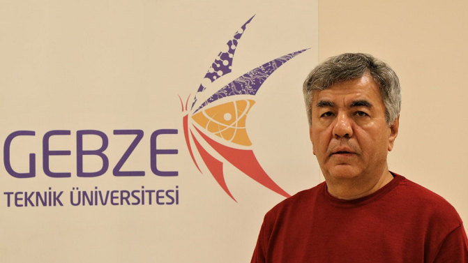 COVID-19 Tedavisi İçin Umut Veren Karışım Gebze Teknik Üniversitesi akademisyeninden tüm dünyayı aylardır etkisi altına alan