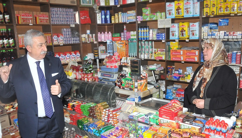 “Korona Şeker Üreticisini Vurdu” Ramazan bayramına sayılı günler kala gözlerin çikolata ve şeker satışları