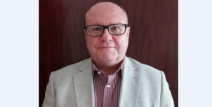 Veteriner Hekimler: “Yok Sayarak Olmaz” İzmir Veteriner Hekimleri Odası Başkanı H. Gökhan Özdemir, her gün