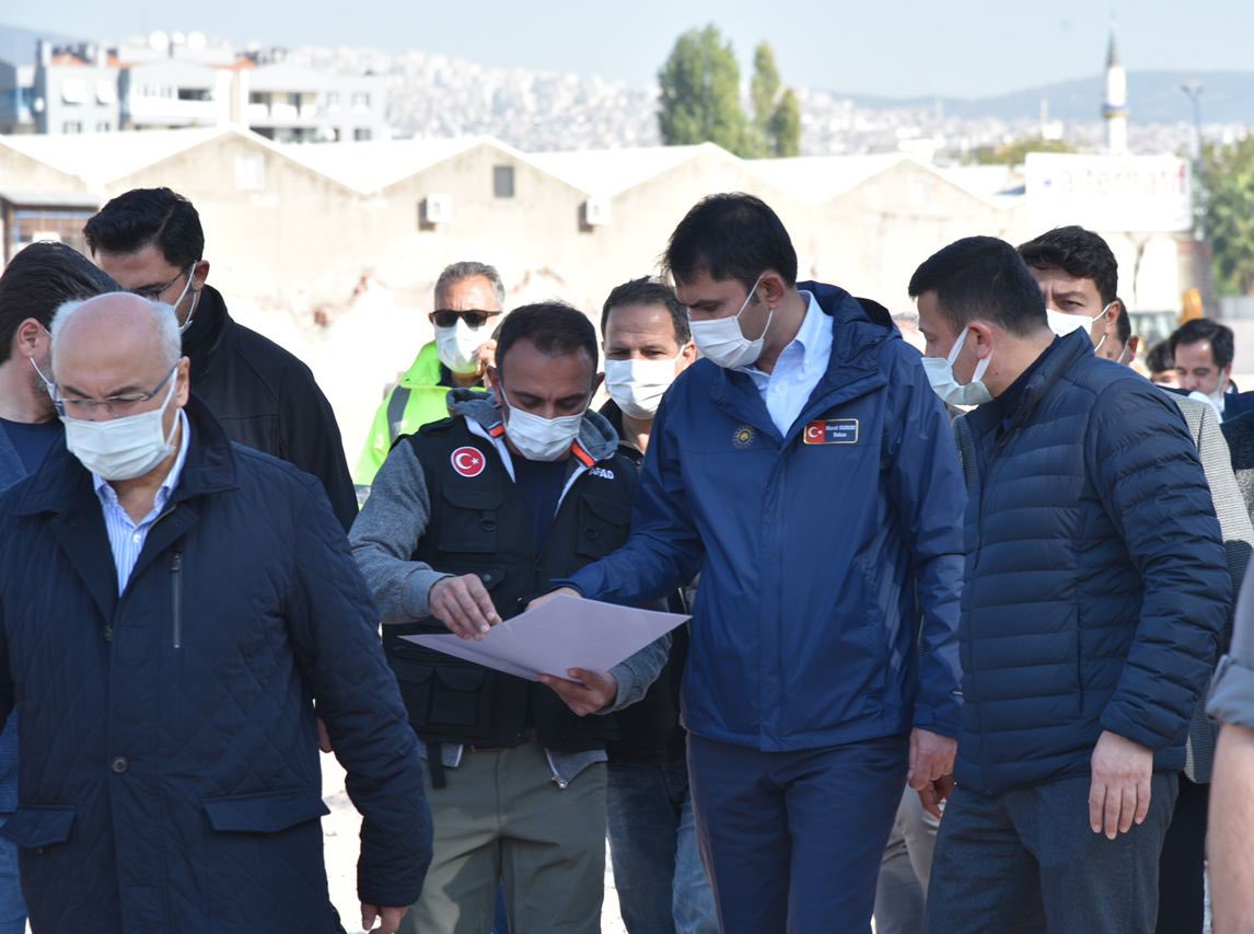 Çevre ve Şehircilik Bakanı Murat Kurum iki haftada bin konteyner