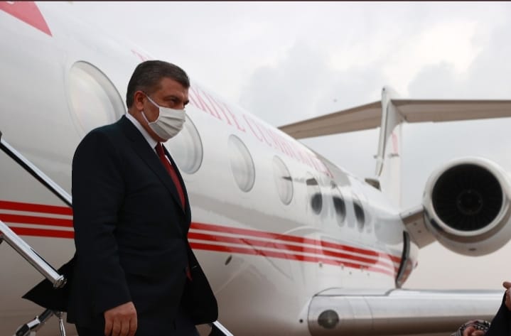 Bakan Koca İnceleme İçin Gaziantep’e Gitti Sağlık Bakanı Dr. Fahrettin Koca, Gaziantep’te yaşanan patlama olayını incelemek