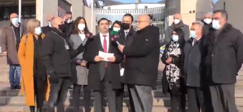 Dünyada bir ilk: Almanya’da Alevilik resmi inanç oldu Almanya’nın Kuzey Ren-Vestfalya Eyaleti, bir ilke imza atarak, Almanya Alevi