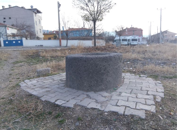 Kayseri’de Soğuk Kış Mevsiminin Vazgeçilmezi: Çemen Kayseri’nin ilçesi Develi’de her kış mevsimi gelmeden önce çemen yapılır