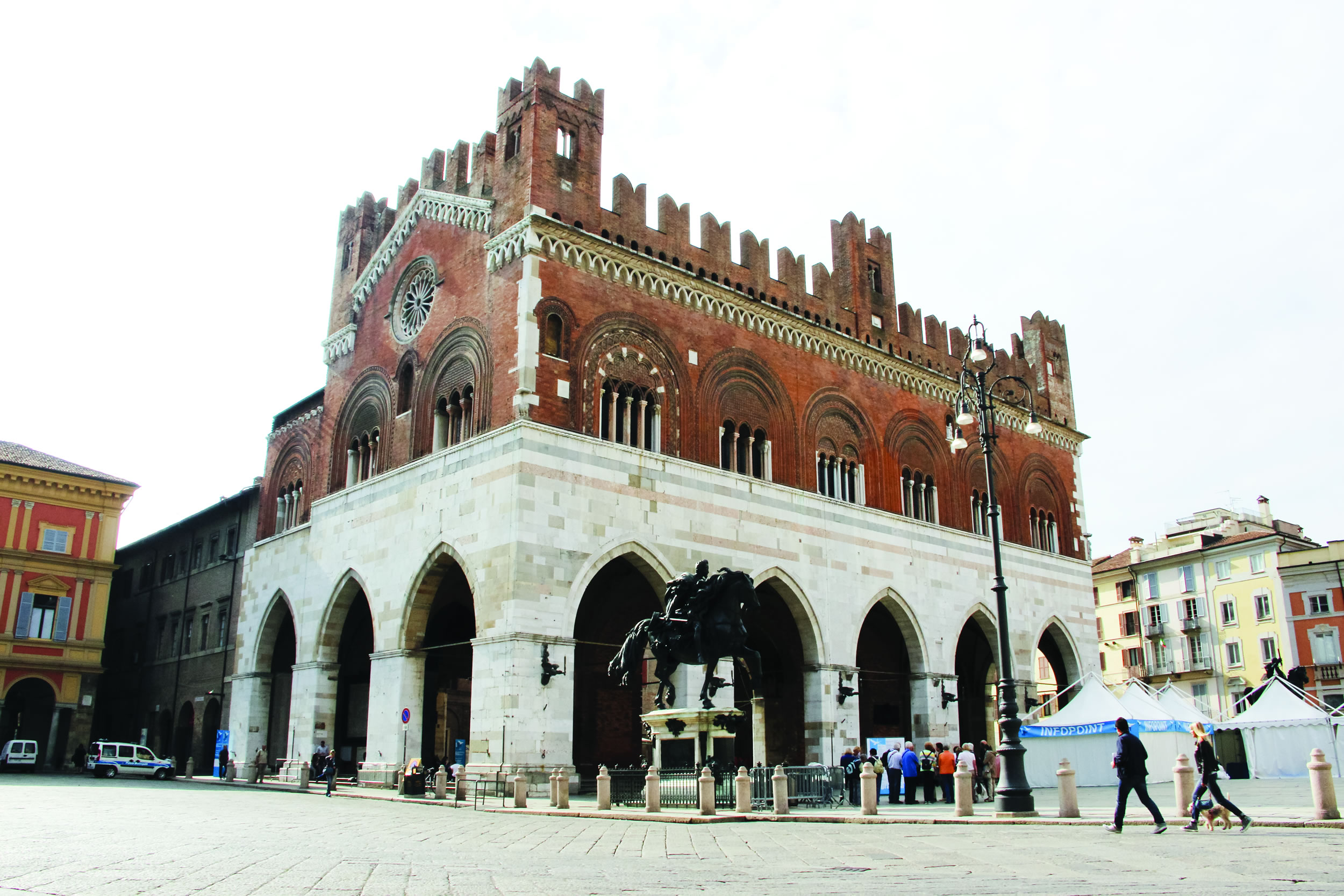 Firenze’den Cattolica’da Eğitim Fırsatı Firenze Eğitim, İtalya’nın saygın üniversitelerinden Cattolica Üniversitesi’nde eğitim fırsatları sunuyor.