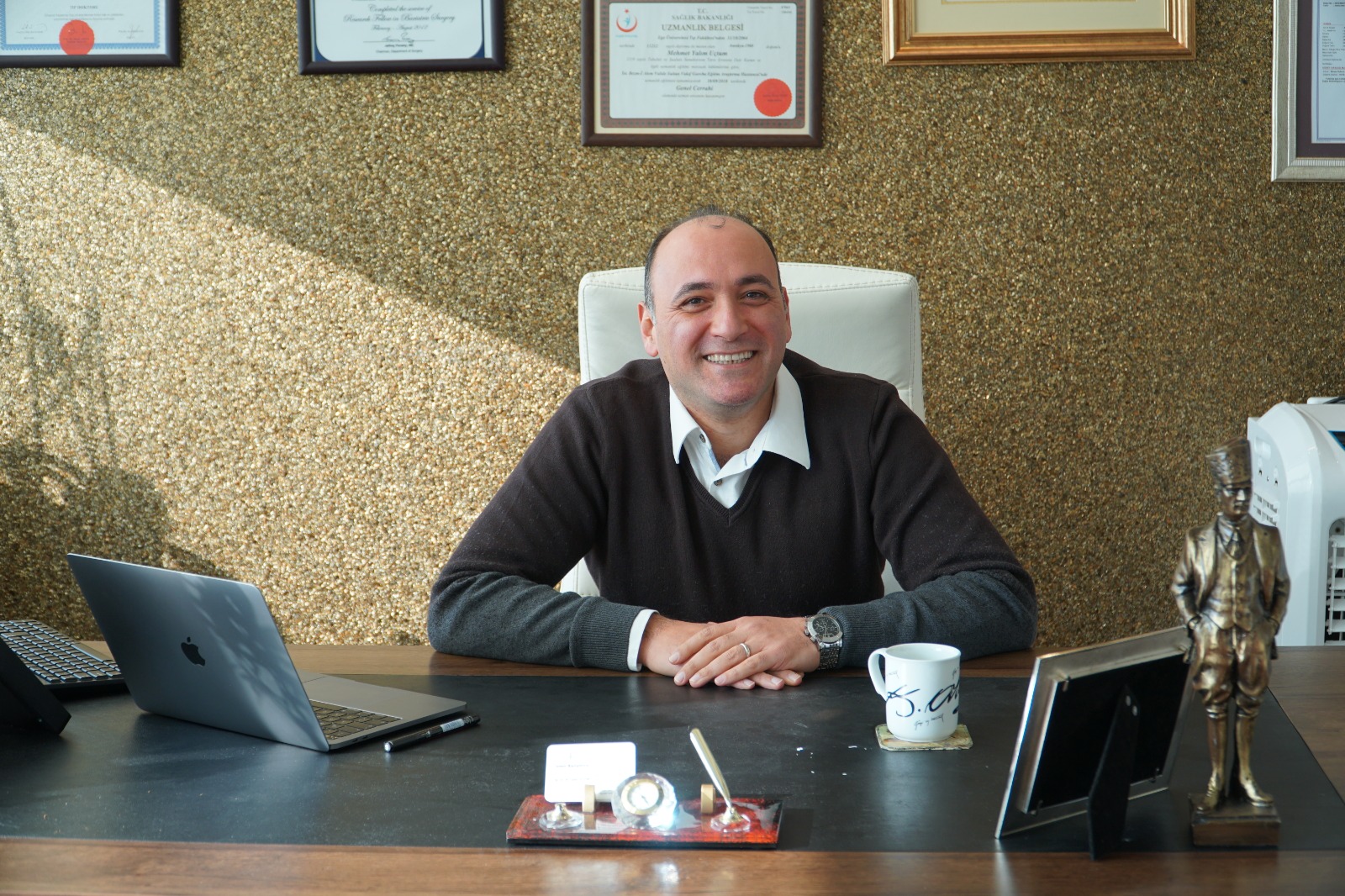 Obezite Covid Ölümlerinde Başı Çekiyor (Özel Haber) Obezitenin Covid-19 ölümlerinde büyük rol oynadığı ortaya çıktı. Dünya Sağlık