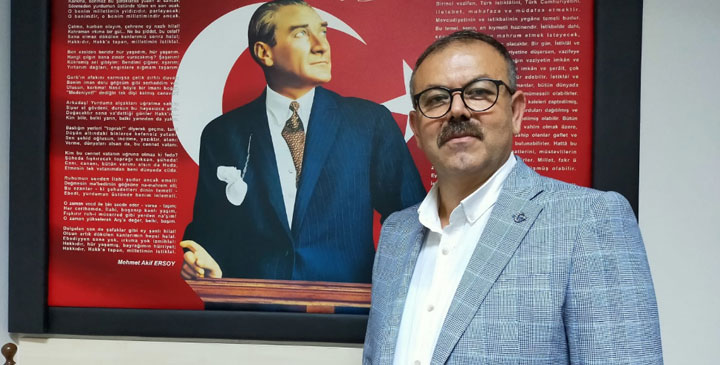 Dünyaya gelen her bebeğin ilk nefesinde yanında olan ebeler, 21-28