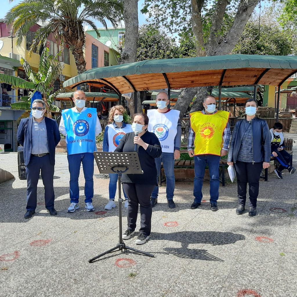 Anamur’da Sendikalardan Aşı Eylemi Eğitim Bir Sen, Türk Eğitim Sen, Eğitim Sen, Eğitim-İş ,