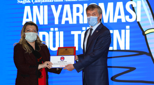 Pandemi Konulu Anı Yarışması Sonuçlandı Türk Sağlık Sen tarafından gerçekleştirilen anı yarışmasında dereceye giren eserlerin