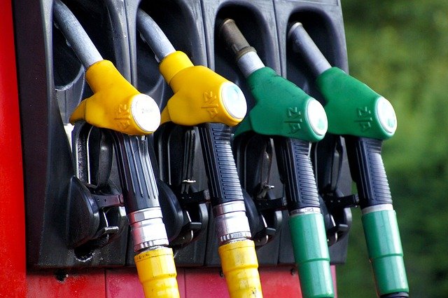 Benzin ve motorine yeni bir zam dalgası geliyor. 16 Ocak