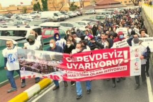 Yurt genelinde hekimler ve sağlık çalışanları haklarını aramak ve kamuoyuna