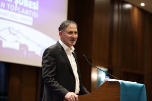 Sağlık-Sen Genel Başkanı Semih Durmuş, yıllardır verdikleri mücadeleyle sağlıkta yaşanan