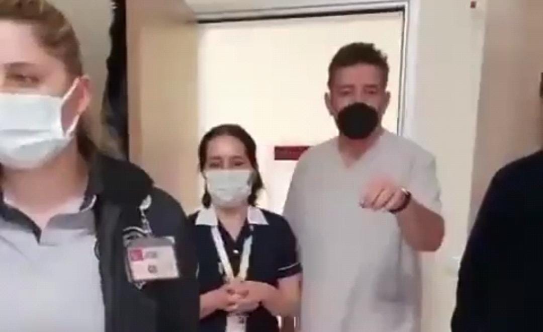 Başhekim Ve Doktorlar Arasında “Grev” Tartışması! Balıkesir Bandırma Eğitim Araştırma Hastanesi Başhekimi Dr. Muzaffer Şenveli ile