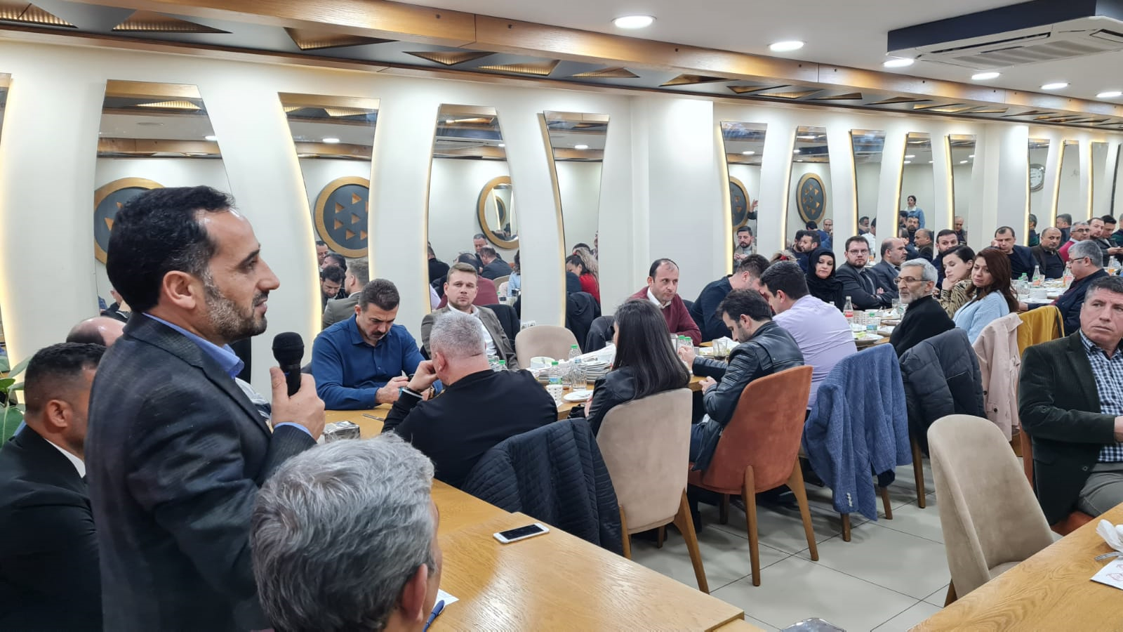 “15 Mayıs Mutabakatına Kadar Çalışmalarımıza Hız Kesmeden Devam Edeceğiz” Eğitim-Bir-Sen Genel Başkan Yardımcısı Ramazan Çakırcı, üyelerle bir araya geldiği