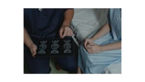 2009 yılından bu yana hastalara, uzman hekimlere, hastane, klinik ve