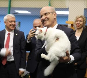 YÖK Başkanı Erol Özvar (YKS) baraj puanlarının kaldırılmasına ilişkin konuştu.
