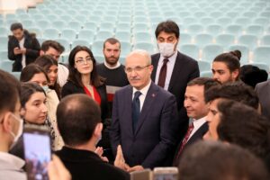 YÖK Başkanı Erol Özvar, Araştırma Üniversiteleri kapsamında yapılan önemli düzenlemeleri