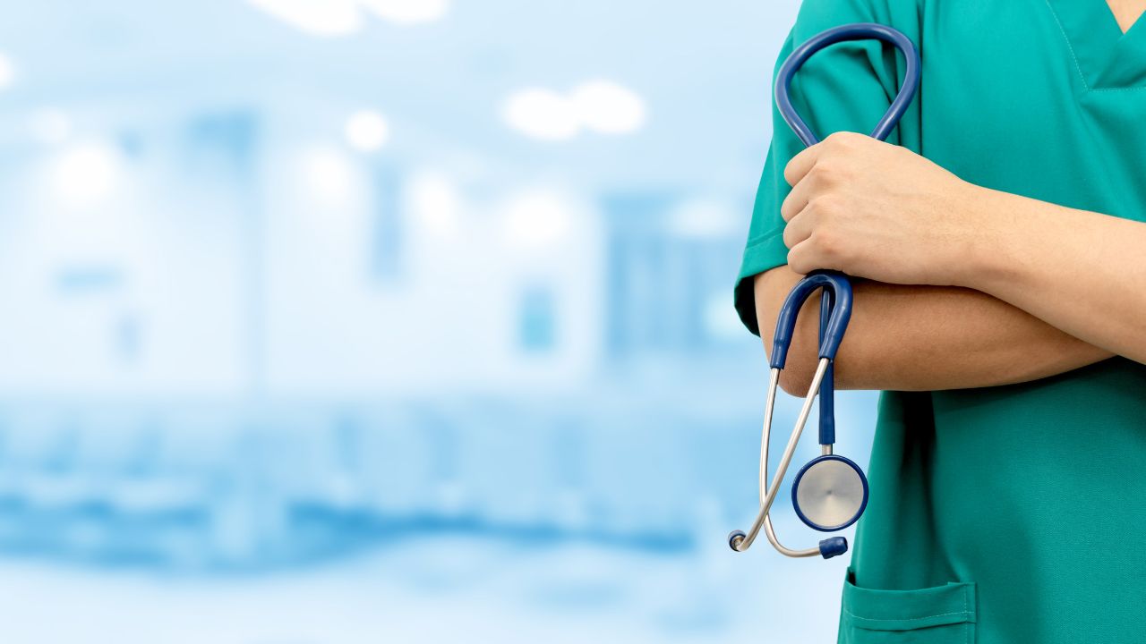 Sağlık-Sen:"Tıbbi Malpraktis Sigortası Uygulamasına Son Verilsin"