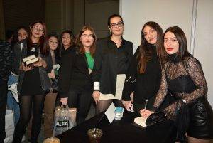 İlk kitabını 2016 yılında yayınlayan yazar Beyza Aksoy, İzmir Kitap