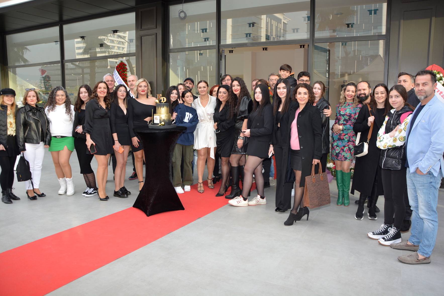 Ebru Durmuş Estetik ve Plastik Cerrahi Merkezi Açıldı