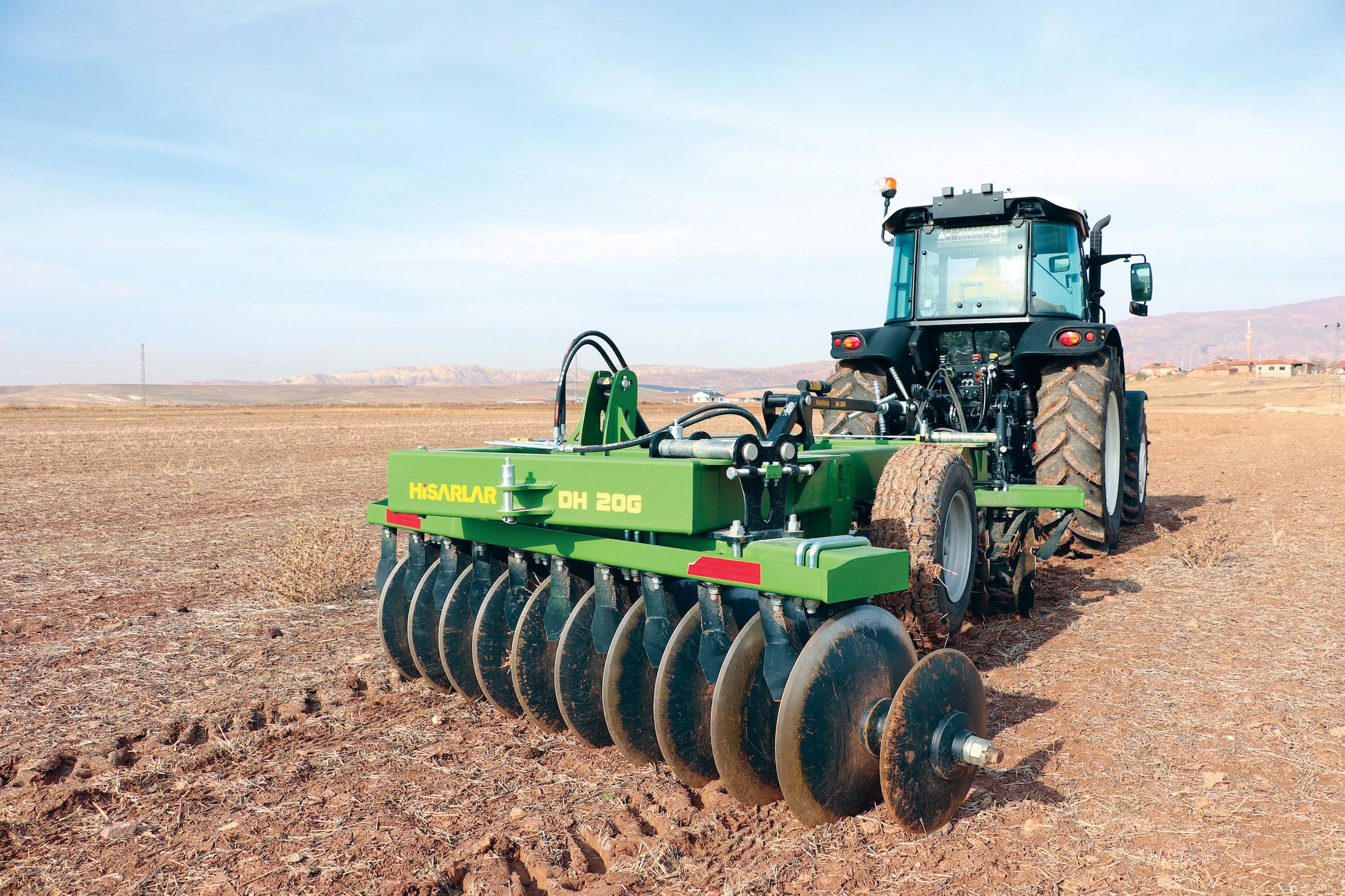 Hisarlar Sezonu Ege’de Açıyor Türkiyede ve dünyada tarım makineleri konusunda önemli bir ticaret hacmine