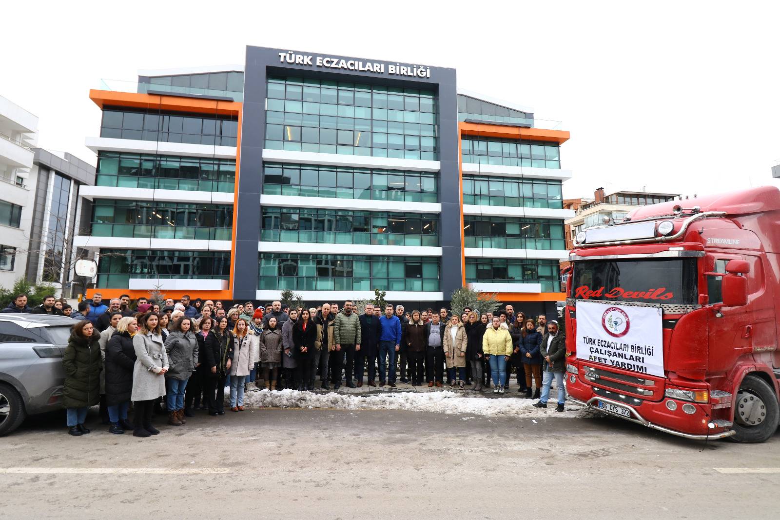 Türk Eczacıları Birliği (TEB) Kahramanmaraş merkezli depremlerin yaşandığı 5 ilde,