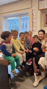 Eğitimci Berrak Gökdemir, araştırmaların oyun oynamanın herhangi bir afet sonrası çocuklarda