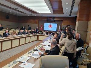 Türkiye’de bugün hekimler, 20 Mart’ta TBMM Başkanlığı’na sunulan, hekimlik mesleğine