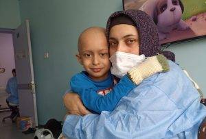 Çapa Tıp Fakültesi’nde dördüncü evre kemik kanseri tedavisi görmekte olan