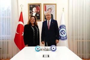 Ege Üniversitesi akademisyenlerinden tıp alanında gerçekleştirilen projeler, TÜBİTAK nezdinde desteklenmeye