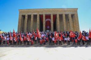 Türkiye’de bugün 19 Mayıs Atatürk’ü Anma Gençlik ve Spor Bayramı