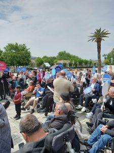 İzmir’de örgütlü Engelli dernekleri, Milletvekili aday belirleme seçiminde Engellilerin gözardı