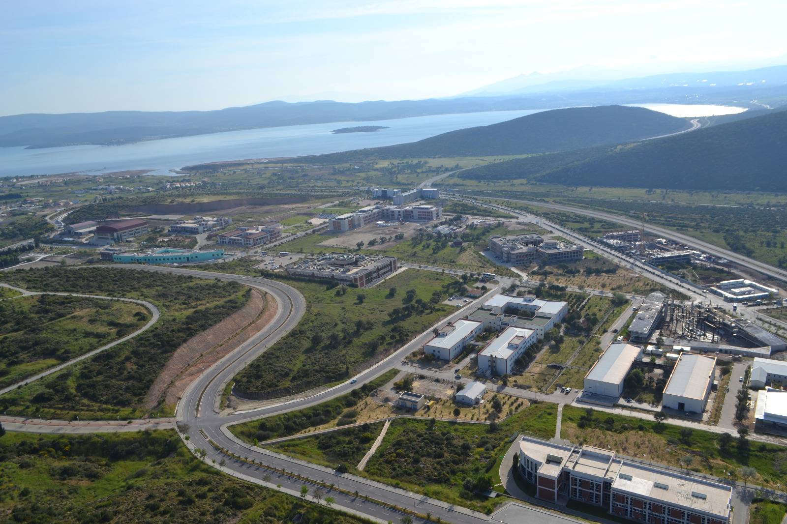 İYTE’nin İncileri: Teknopark İzmir ve Bilişim Vadisi İzmir 