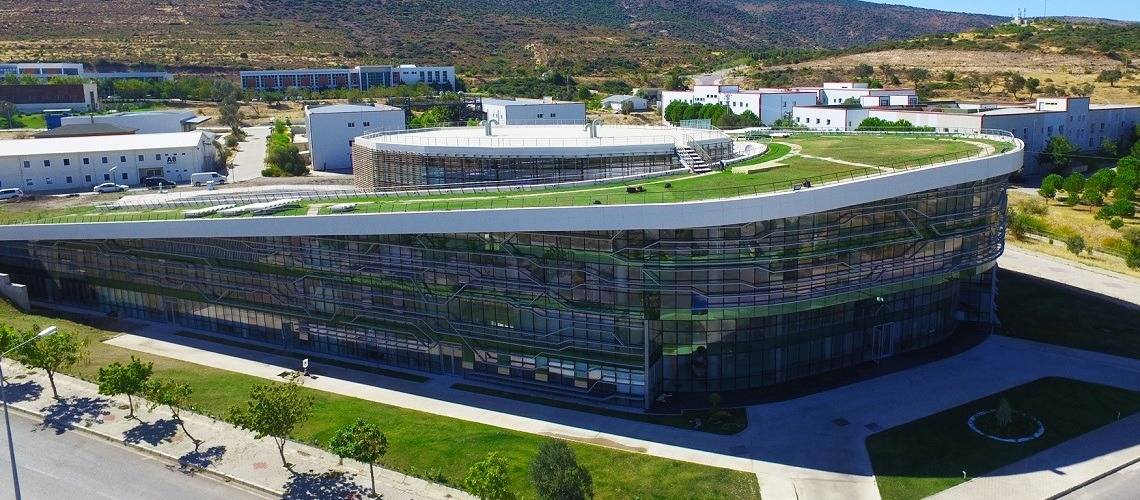 Prof. Dr. Yusuf Baran, İYTE bünyesinde bulunan Teknopark İzmir ve mayıs ayında açılışı gerçekleşmiş olan Bilişim Vadisi İzmir hakkında konuştu.