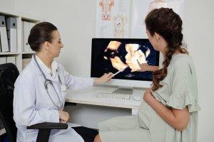 İnfertilite yayılıyor. Uzmanlar, 6 çiftten birinin çocuk sahibi olamadığını belirterek,