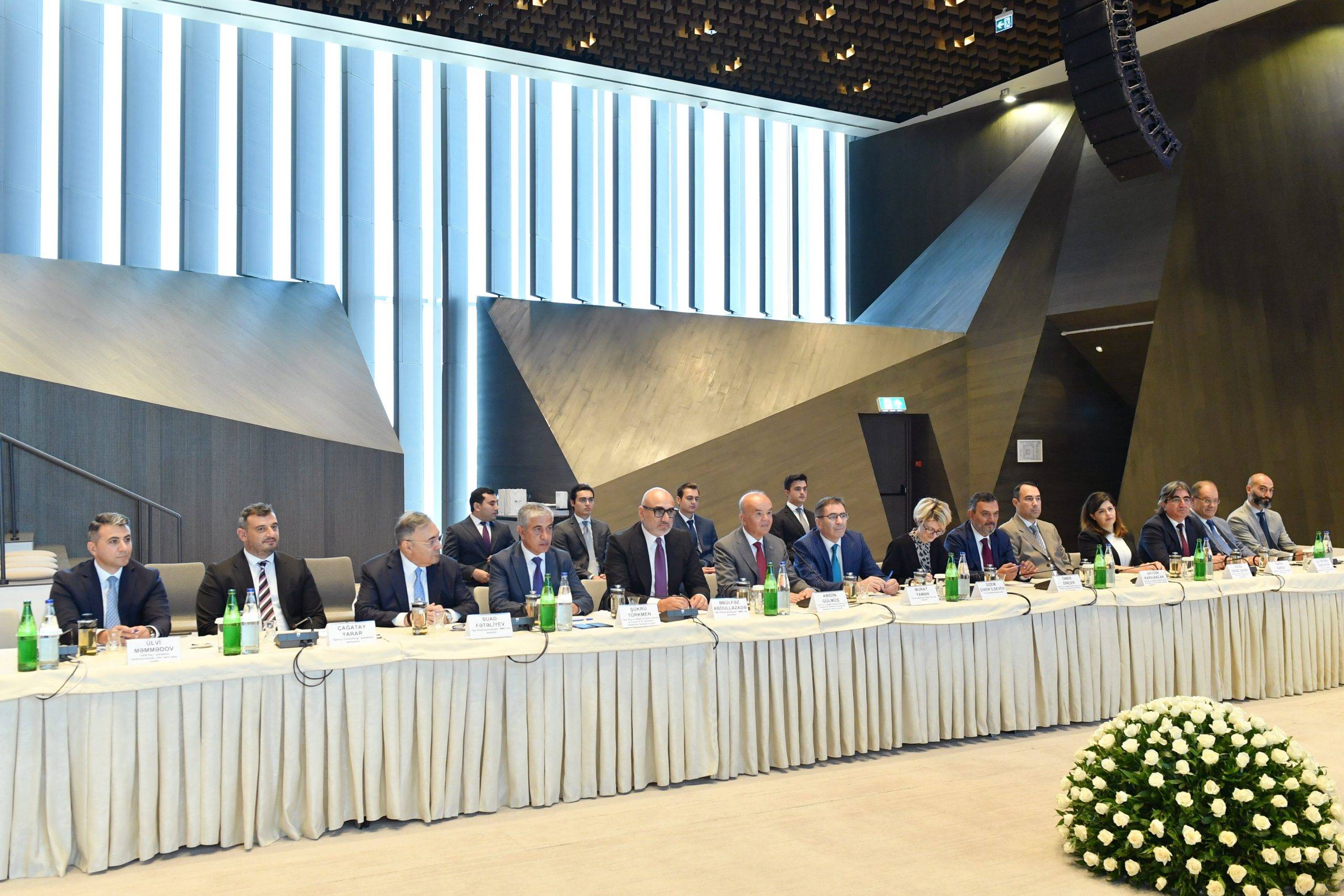 Türk İlaç Firması Gen, Azerbaycan'ın İlk İlaç Üretim Tesisini Kuracak