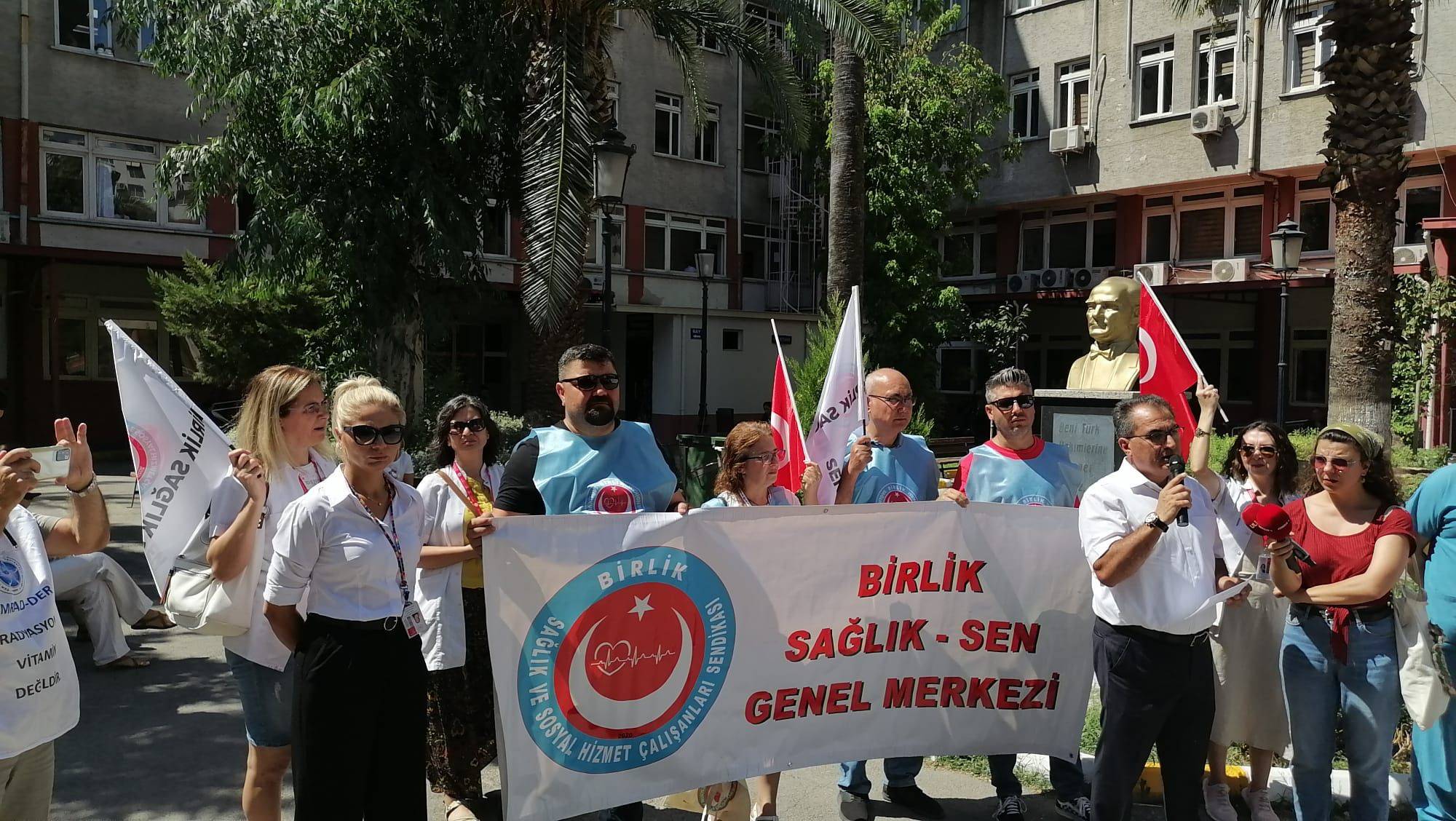 Birlik Sağlık-Sen Genel Başkanı Ahmet Doğruyol: "Hasta Yakınları Belinde Silahla Hastanelerde Geziniyor"