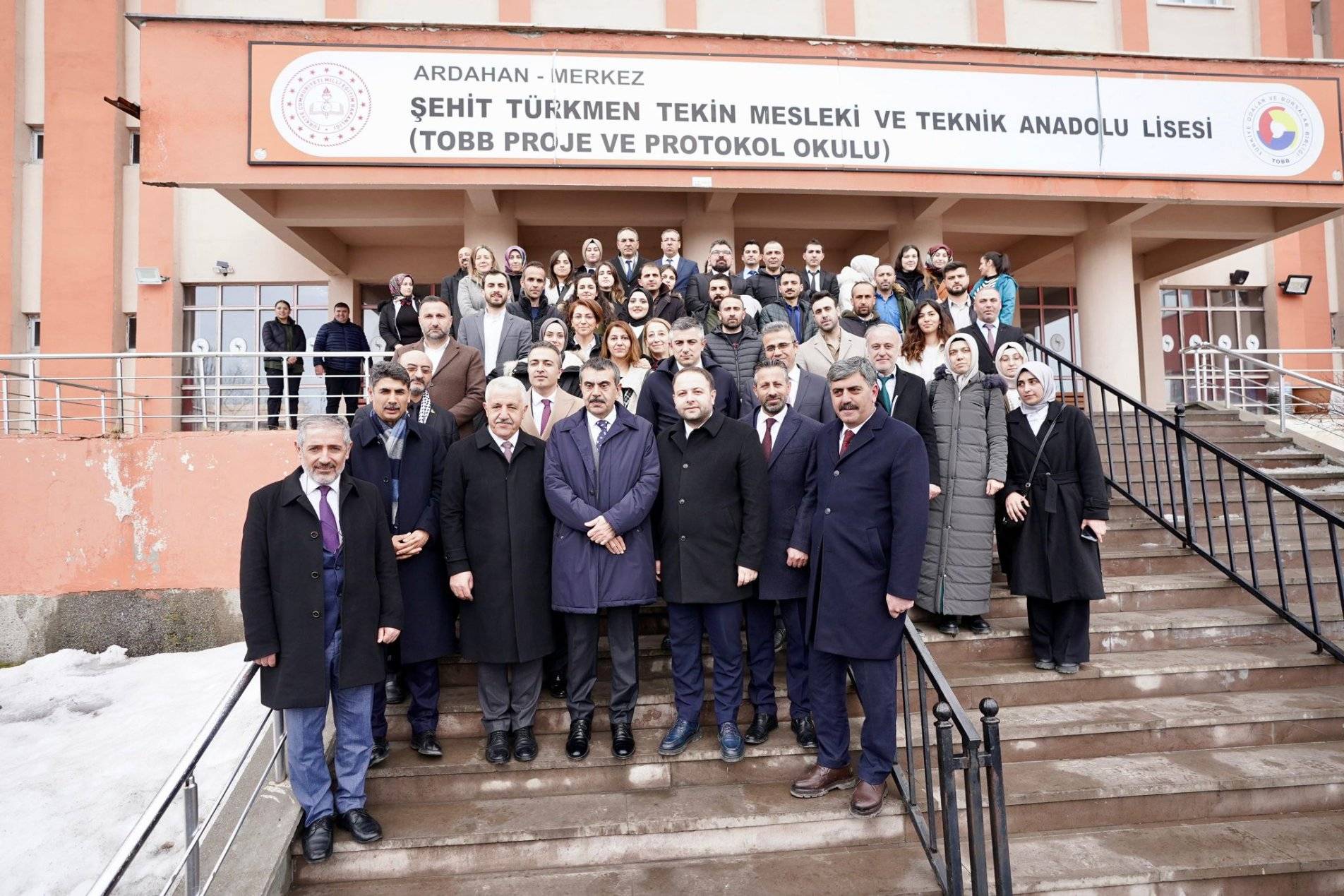 Milli Eğitim Bakanı Yusuf Tekin, Ardahan'da incelemelerde bulundu.