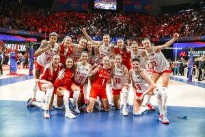 Dünya 1 numarası, son VNL şampiyonu A Milli Kadın Voleybol