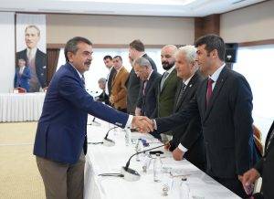 Milli Eğitim Bakanı Yusuf Tekin, dün akşam gerçekleştirilen eğitim paydaşları