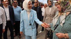 Aile ve Sosyal Hizmetler Bakanı Mahinur Özdemir Göktaş, Alevi vatandaşlarla