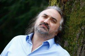 Volkan Konak’ın ölümü son dakika…KKTC polisi, ünlü sanatçı Volkan Konak’ın