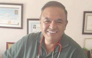 Dr. Savan Günay evinde ölü bulunurken, şüpheli ölümü sosyal medyada