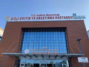 Çiğli Eğitim ve Araştırma Hastanesi’nde Saadet Zinciri İddiası ! İzmir’de yerel bir haber sitesi Çiğli Eğitim ve Araştırma Hastanesi'nde