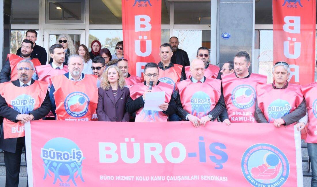 Konak İlçe Nüfus Müdürlüğü'nde mobbing iddiaları sürerken, sendikadan sert bir