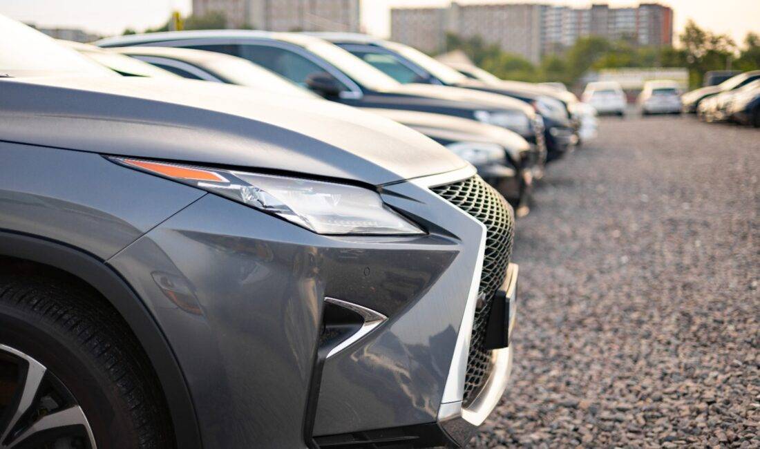 Otomobil dünyasında lüks kavramı, geçmişten günümüze önemli değişimler yaşadı.