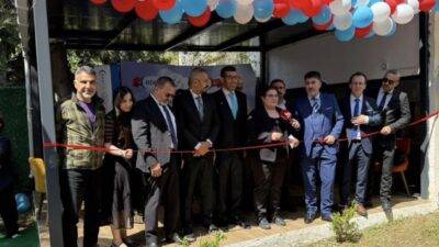 Hekim Birliği Sendikası, İstanbul Avrupa Yakası’nda yeni şubesini düzenlenen törenle