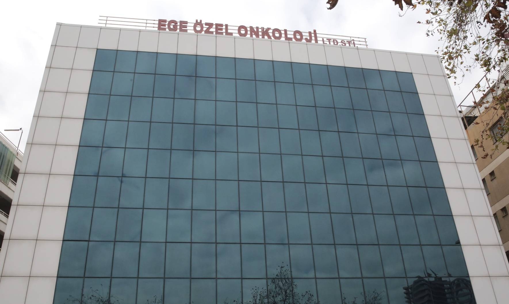 30 yılı aşkın süredir onkoloji alanında İzmir ve Ege Bölgesine