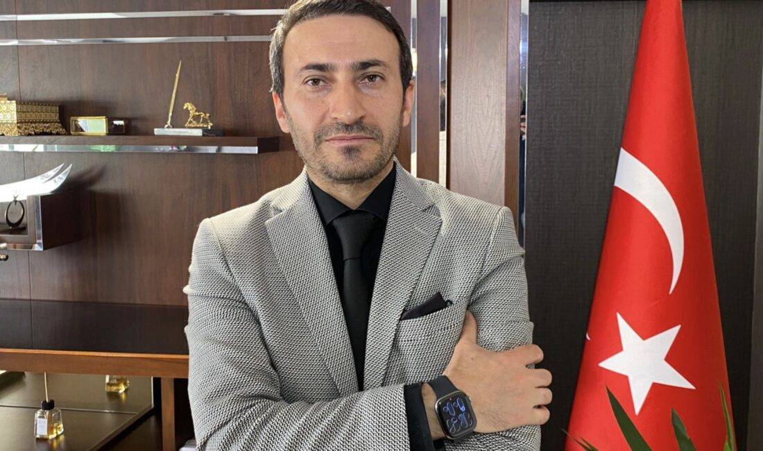 İzmir Barosu’na kayıtlı Avukat Sancaktar Devlet Özkul’un ismi ve fotoğrafının